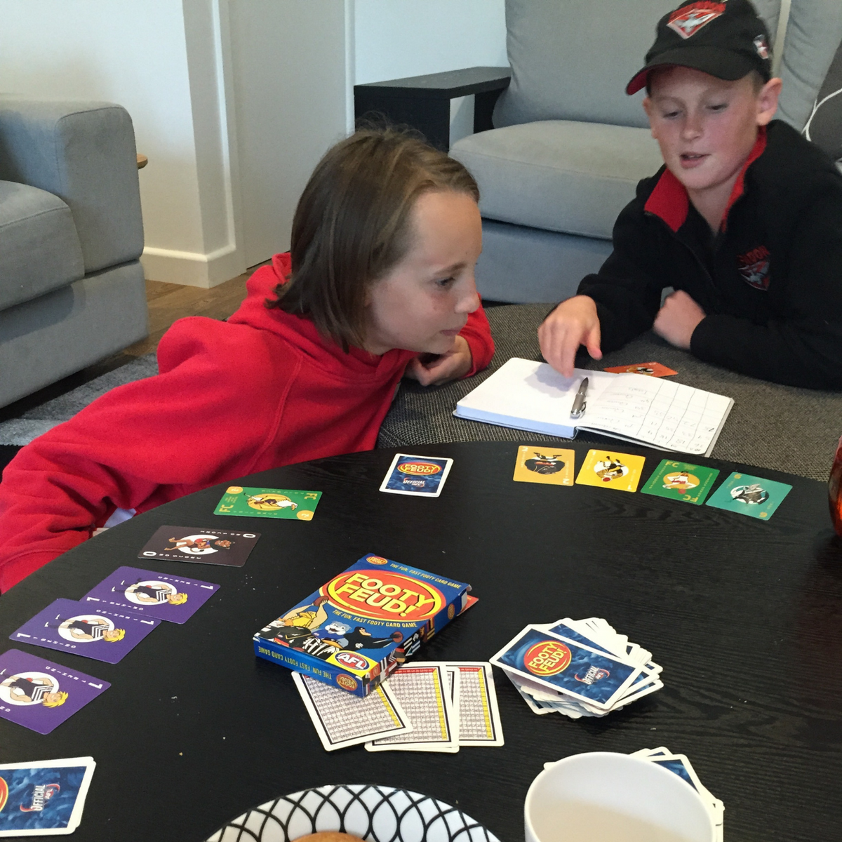 FOOTY FEUD!® - BUNDLE 1 (FEUD AND FINALS)